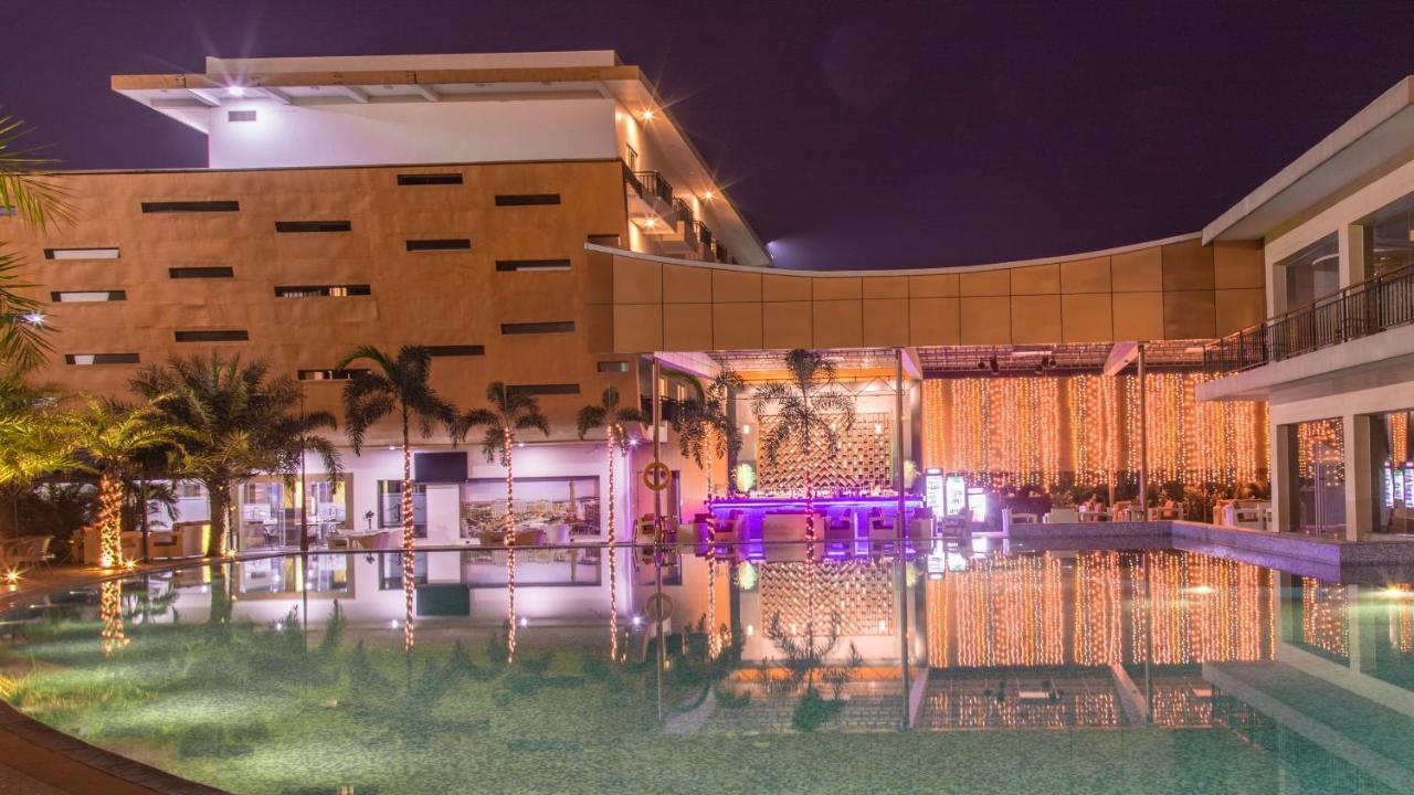 Hotel Mechi Crown Kakarvitta Exterior foto